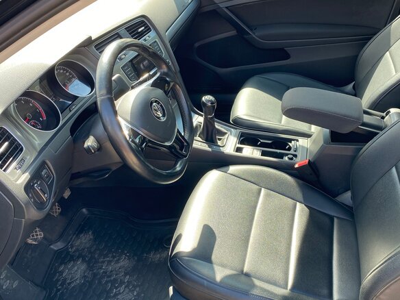 2013 Volkswagen Golf VII, чёрный, 830000 рублей - вид 6