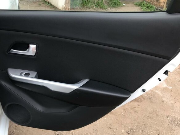 2013 Kia Rio 4-speed III, белый - вид 14