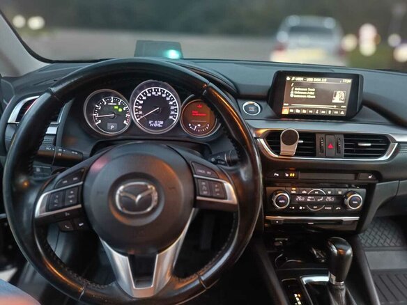 2015 Mazda 6 III (GJ) Рестайлинг, чёрный, 2000000 рублей - вид 18