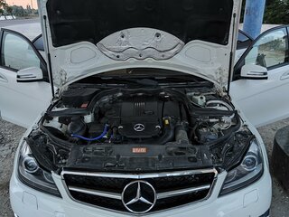 2011 Mercedes-Benz C-Класс 180 BlueEFFICIENCY III (W204) Рестайлинг, белый, 1350000 рублей, вид 2