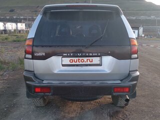 2004 Mitsubishi Pajero Sport I, серебристый, 1800000 рублей, вид 4