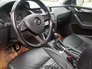 2016 Skoda Octavia III (A7), белый, 1550000 рублей, вид 4