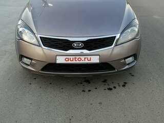 2011 Kia Ceed I Рестайлинг, бежевый, 695000 рублей, вид 1