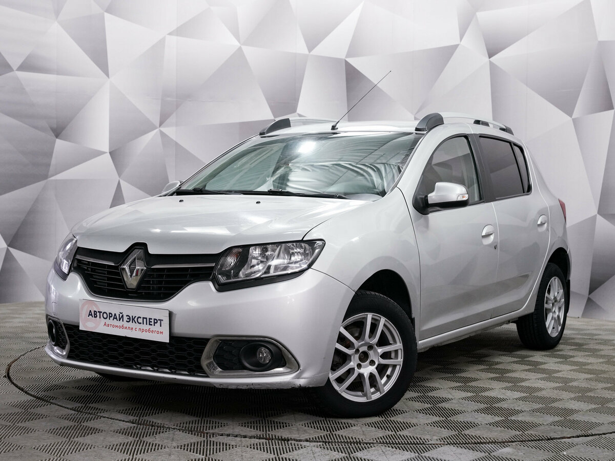 Открыть фотографии: Renault Sandero II