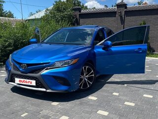 2019 Toyota Camry US Market VIII (XV70), синий, 2550000 рублей, вид 1