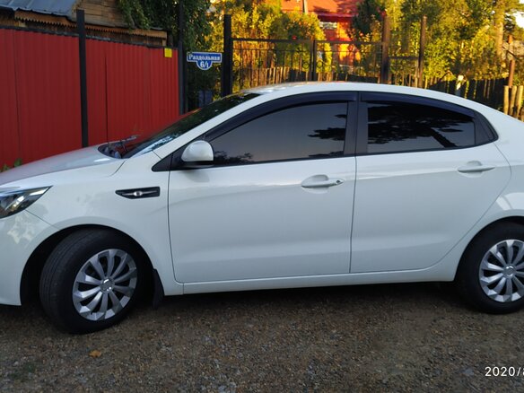 2015 Kia Rio III Рестайлинг, белый - вид 6