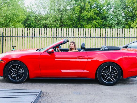 2019 Ford Mustang VI Рестайлинг, красный, 3200000 рублей - вид 6