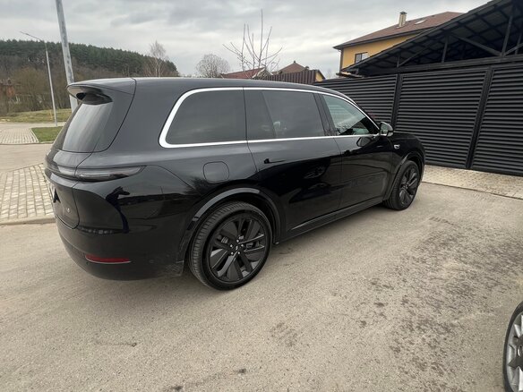 2023 Li Auto (Lixiang) L9 44.5 kWh I, чёрный, 5900000 рублей - вид 2