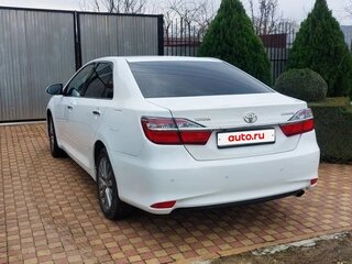 2016 Toyota Camry VII (XV50) Рестайлинг, белый, 2050000 рублей, вид 1