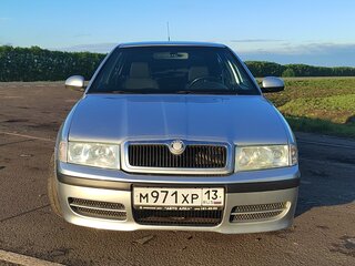 2010 Skoda Octavia I (A4) Рестайлинг, серебристый, 550000 рублей, вид 2