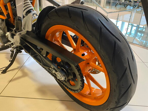 2014 KTM 390 Duke, чёрный - вид 8