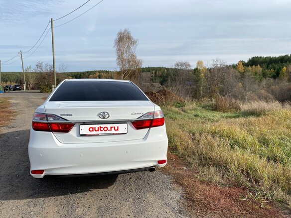 2016 Toyota Camry VII (XV50) Рестайлинг, белый, 1920000 рублей - вид 3