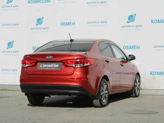 2017 Kia Rio III Рестайлинг, красный, 1155000 рублей, вид 5