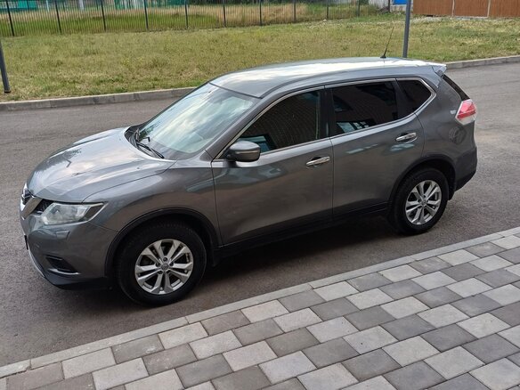 2015 Nissan X-Trail III, серый, 1600000 рублей - вид 3