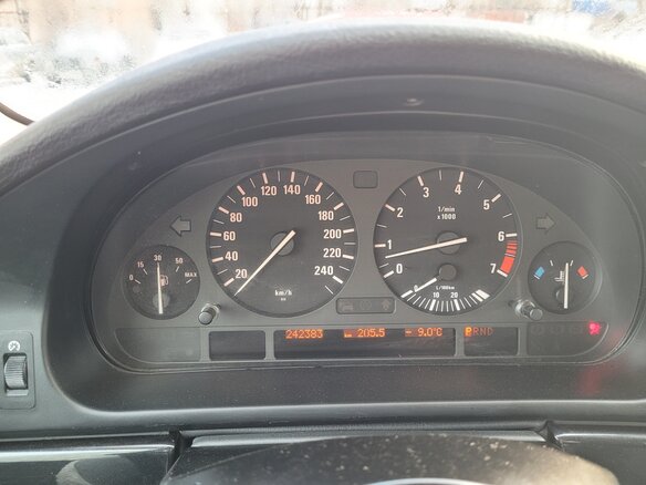 2000 BMW 5 серии 523i IV (E39), синий, 550000 рублей - вид 8