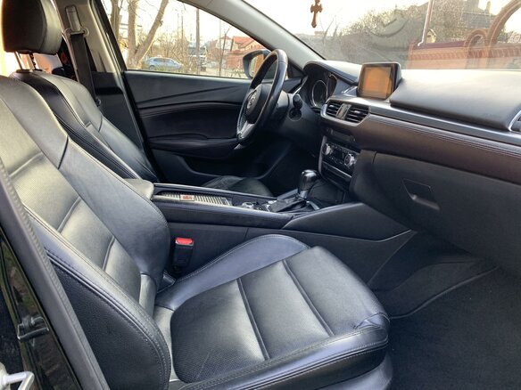 2015 Mazda 6 III (GJ) Рестайлинг, чёрный, 1890000 рублей - вид 12
