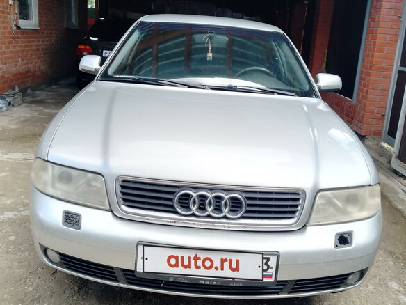 1999 Audi A4 I (B5) Рестайлинг, серый, 440000 рублей - вид 1
