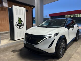 2022 Nissan Ariya I, белый, 3200000 рублей, вид 4