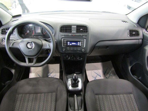 2018 Volkswagen Polo V Рестайлинг, белый - вид 12