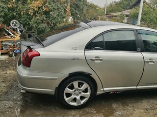 2003 Toyota Avensis II, серебристый, 730000 рублей, вид 5