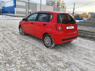 2011 Chevrolet Aveo I Рестайлинг, красный, 439000 рублей, вид 2