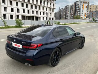 2020 BMW 5 серии 540i xDrive VII (G30/G31/G38) Рестайлинг, синий, 6890000 рублей, вид 5
