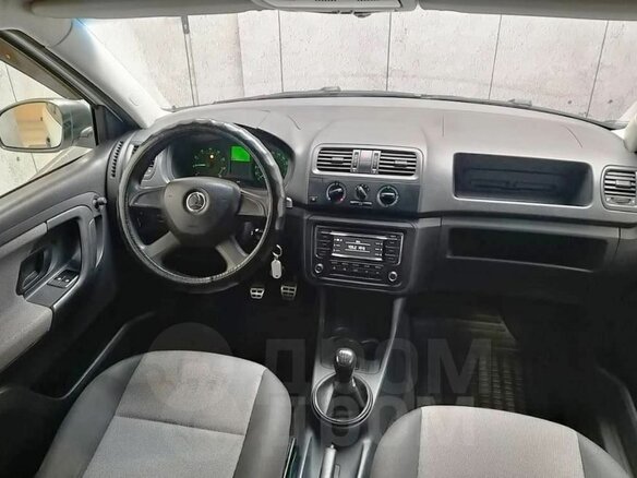 2013 Skoda Fabia II Рестайлинг, белый - вид 13