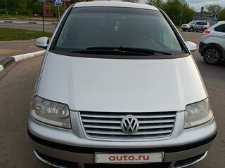 2007 Volkswagen Sharan I Рестайлинг 2, серебристый, 690000 рублей, вид 1