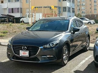 2019 Mazda Axela III Рестайлинг, серый, 1855000 рублей, вид 3