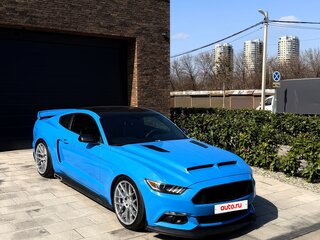 2017 Ford Mustang VI, голубой, 4200000 рублей, вид 5