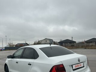 2015 Volkswagen Polo V, белый, 760000 рублей, вид 4
