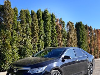2015 Toyota Camry VII (XV50) Рестайлинг, чёрный, 2300000 рублей, вид 1