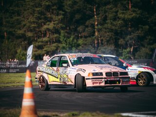 1992 BMW 3 серии 316i III (E36), розовый, 870000 рублей, вид 3