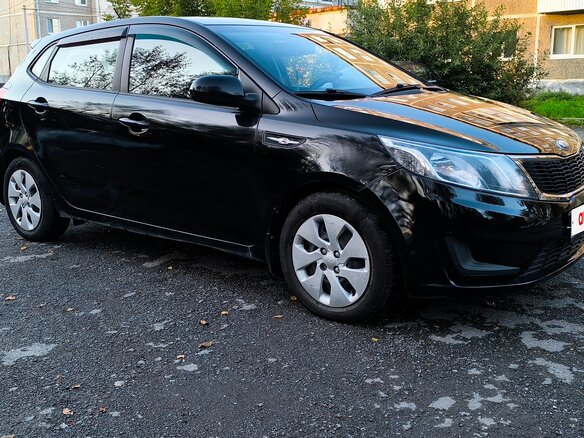 2013 Kia Rio III, чёрный, 900000 рублей - вид 5