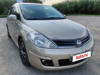 2010 Nissan Tiida I Рестайлинг, коричневый, 760000 рублей, вид 3