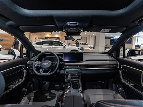 2026 Geely Okavango I Рестайлинг, белый, 4085990 рублей - вид 17