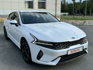 2021 Kia K5 III, белый, 2580000 рублей, вид 3