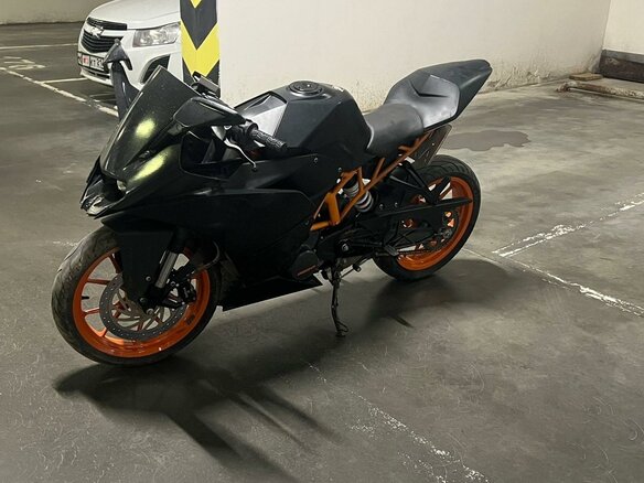 2014 KTM RC 200, чёрный, 299999 рублей - вид 2