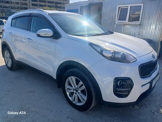 2017 Kia Sportage IV, белый, 1820000 рублей, вид 1