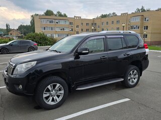 2010 Toyota Land Cruiser Prado 150 Series, чёрный, 4200000 рублей, вид 1