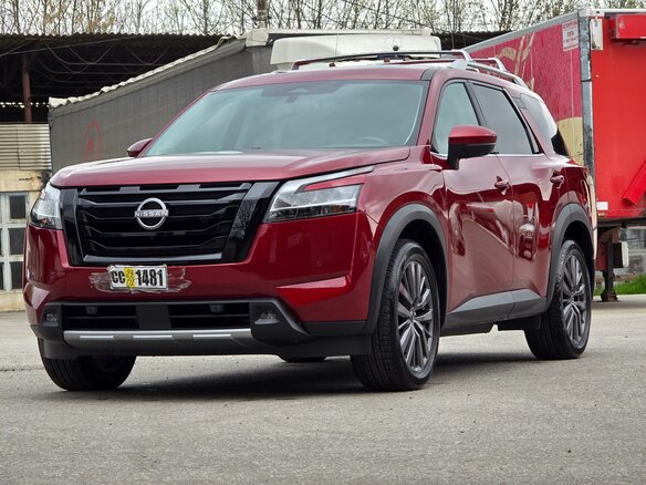 2022 Nissan Pathfinder V, пурпурный, 5099000 рублей - вид 3