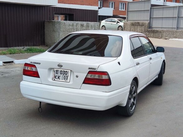 1998 Nissan Bluebird QG18 XI (U14), белый, 400000 рублей - вид 10