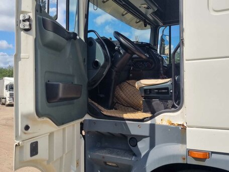 2007 DAF 95XF, белый, 1400000 рублей, вид 2