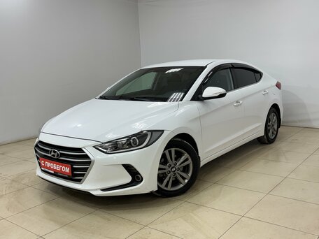 Hyundai Elantra VI (AD)