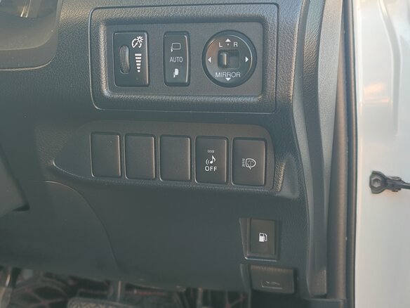 2013 Lexus CT 200h I, белый, 1500000 рублей - вид 28