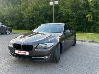 2012 BMW 5 серии 520i VI (F10/F11/F07), коричневый, 2100000 рублей, вид 4