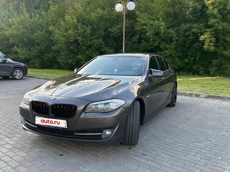 2012 BMW 5 серии 520i VI (F10/F11/F07), коричневый, 2100000 рублей, вид 4