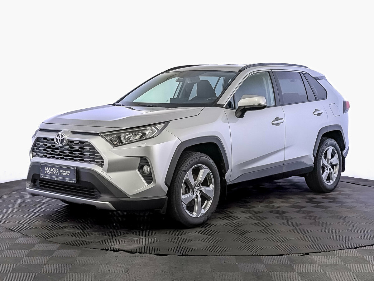 Открыть фотографии: Toyota RAV4 V (XA50)