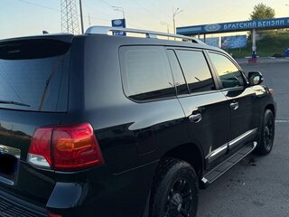 2014 Toyota Land Cruiser 200 Series Рестайлинг 1, чёрный, 5200000 рублей, вид 4