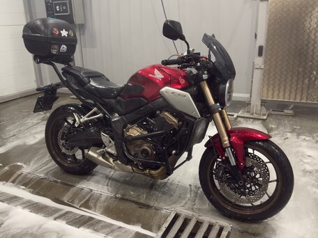 2021 Honda CB 650R, красный, 800000 рублей, вид 2